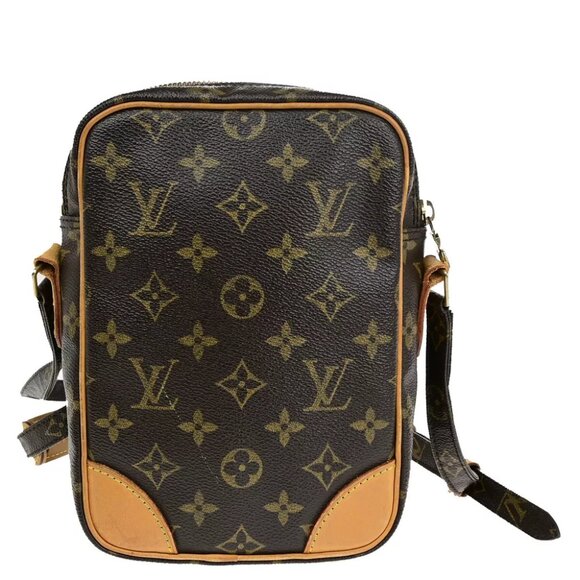 LOUIS VUITTON Amazon Crossbody Shoulder Bag Monogram Leather - Picture 3 of 7